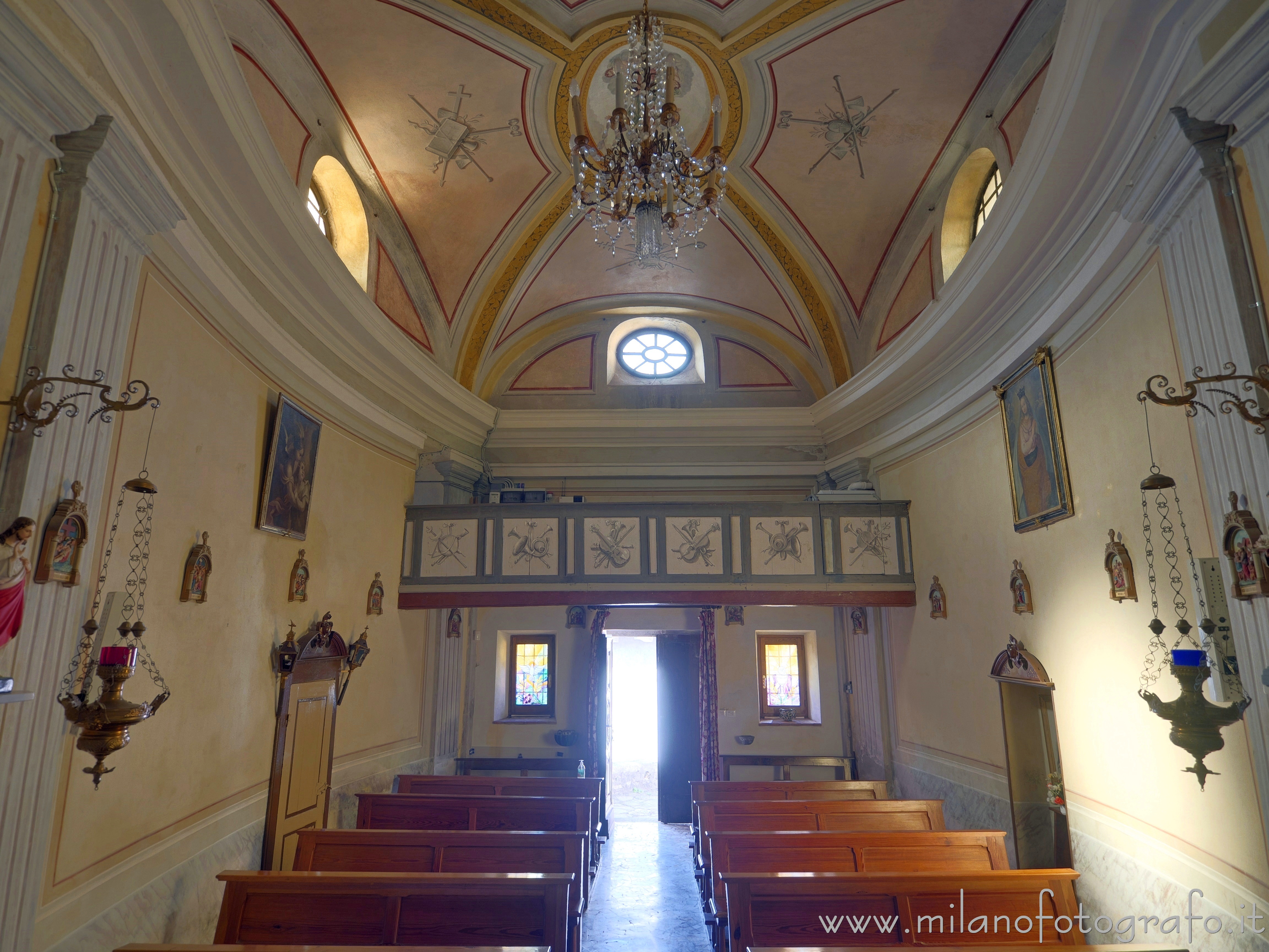 Campiglia Cervo (Biella) - Navata dell'Oratorio dei Santi Fabiano e Sebastiano